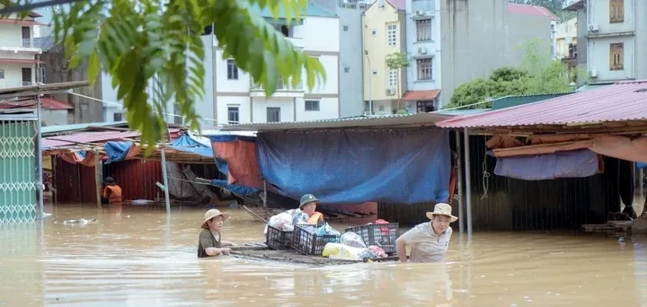 Tại sao phải phòng ngừa dịch bệnh sau mưa lũ?